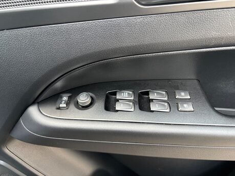 SsangYong Musso 2.2D Saracen Pickup Double Cab 4dr Diesel Auto 4WD Euro 6 (181 ps) 24