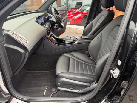 Mercedes-Benz EQC QC 400 80kWh AMG Line SUV 5dr Electric Auto 4MATIC (400 bhp) 38
