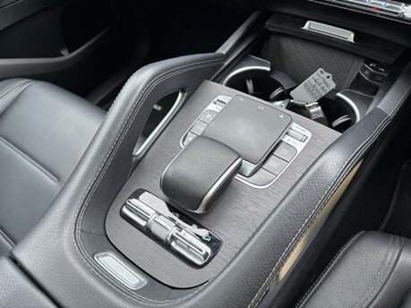Mercedes-Benz GLE 2.9 GLE400d AMG Line (Premium Plus) SUV 5dr Diesel G-Tronic 4MATIC Euro 6 32