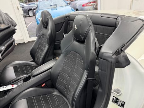 Ferrari California California T 44