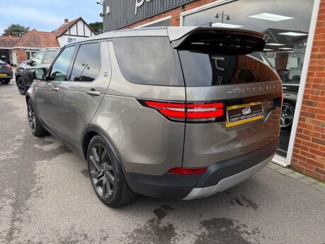 Land Rover Discovery 3.0 SD V6 HSE SUV 5dr Diesel Auto 4WD Euro 6 (s/s) (306 ps) 14