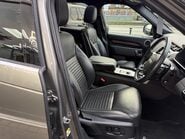 Land Rover Discovery 3.0 SD V6 HSE SUV 5dr Diesel Auto 4WD Euro 6 (s/s) (306 ps) 23