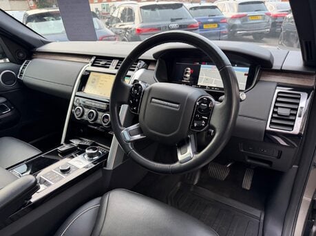 Land Rover Discovery 3.0 SD V6 HSE SUV 5dr Diesel Auto 4WD Euro 6 (s/s) (306 ps) 28