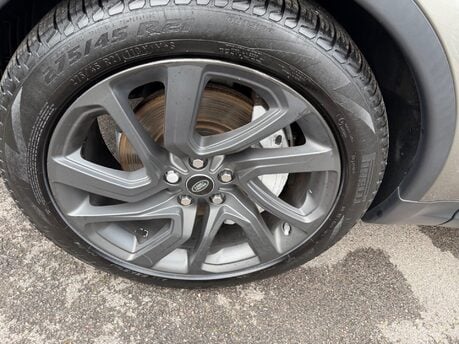 Land Rover Discovery 3.0 SD V6 HSE SUV 5dr Diesel Auto 4WD Euro 6 (s/s) (306 ps) 19