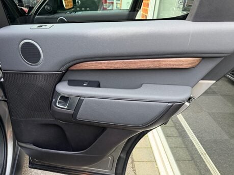 Land Rover Discovery 3.0 SD V6 HSE SUV 5dr Diesel Auto 4WD Euro 6 (s/s) (306 ps) 37