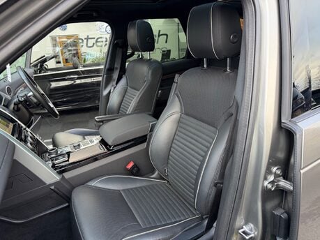 Land Rover Discovery 3.0 SD V6 HSE SUV 5dr Diesel Auto 4WD Euro 6 (s/s) (306 ps) 50