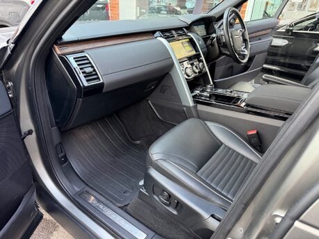Land Rover Discovery 3.0 SD V6 HSE SUV 5dr Diesel Auto 4WD Euro 6 (s/s) (306 ps) 47