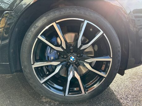 BMW X7 XDRIVE40D M SPORT MHEV 27