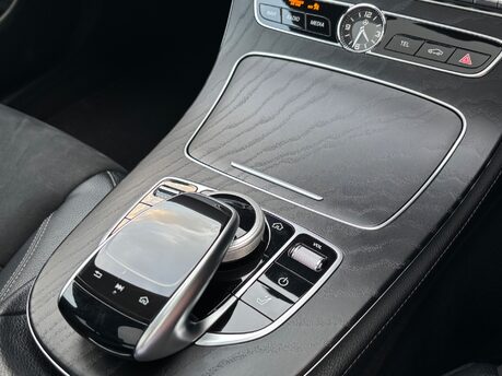 Mercedes-Benz E Class 2.0 E220d AMG Line (Premium Plus) Estate 5dr Diesel G-Tronic+ Euro 6 (s/s) 34