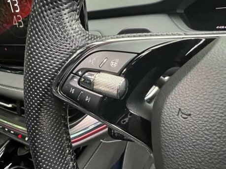 Skoda Enyaq 82kWh 80x SportLine SUV 5dr Electric Auto 4WD (DC125kW) (265 ps) 28