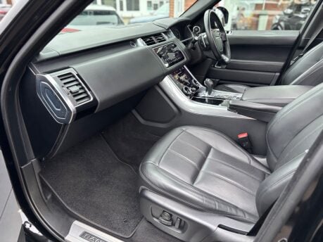 Land Rover Range Rover Sport 2.0 P400e HSE DYNAMIC 12