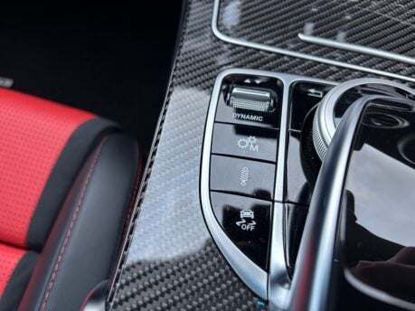 Mercedes-Benz C63 4.0 C63 V8 BiTurbo AMG (Premium) Coupe 2dr Petrol SpdS MCT Euro 6 (476ps) 33