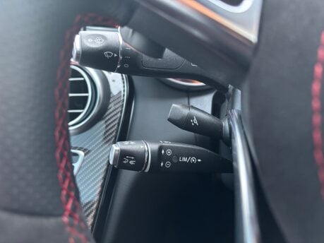 Mercedes-Benz C63 4.0 C63 V8 BiTurbo AMG (Premium) Coupe 2dr Petrol SpdS MCT Euro 6 (476ps) 29