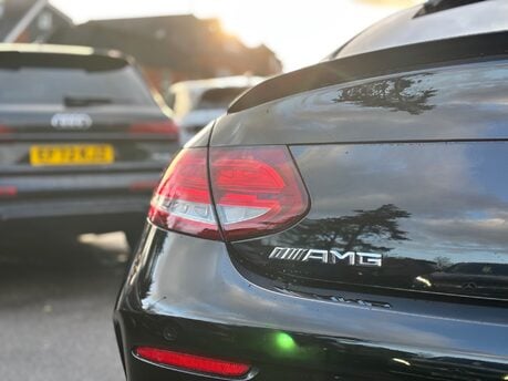 Mercedes-Benz C63 4.0 C63 V8 BiTurbo AMG (Premium) Coupe 2dr Petrol SpdS MCT Euro 6 (476ps) 17