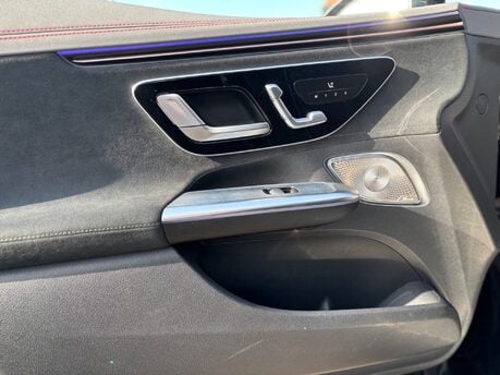 Mercedes-Benz EQE EQE 300 89kWh AMG Line (Premium Plus) Saloon 4dr Electric Auto (245 ps) 12