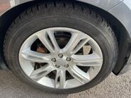 Land Rover Range Rover Velar 2.0 D240 R-Dynamic SE SUV 5dr Diesel Auto 4WD Euro 6 (s/s) (240 ps) 17