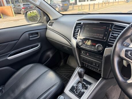 Mitsubishi L200 DI-D BARBARIAN DCB 24