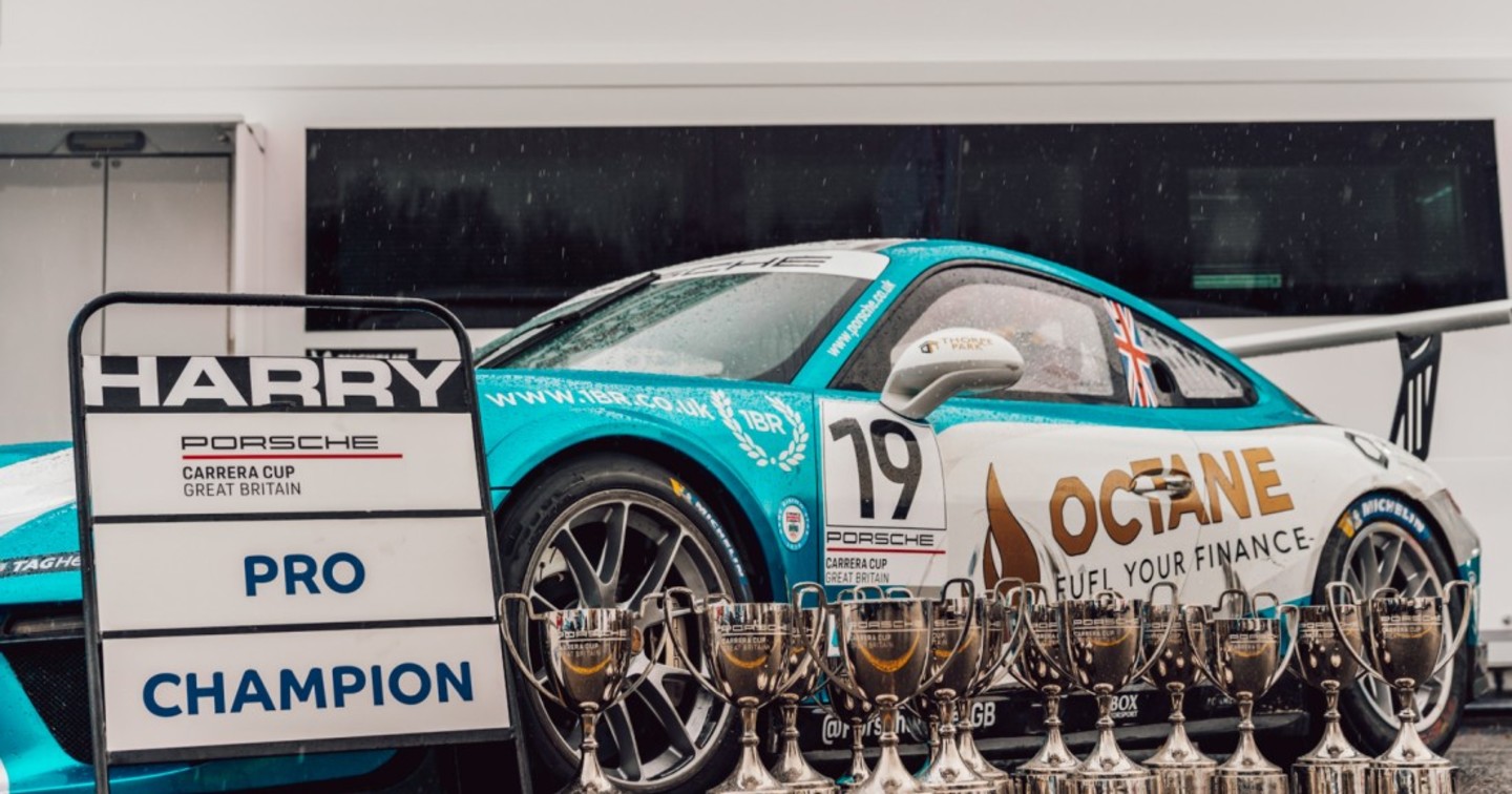 Octane Finance-backed Harry King ends with a double at Brands Hatch, Blog |  Octane Finance