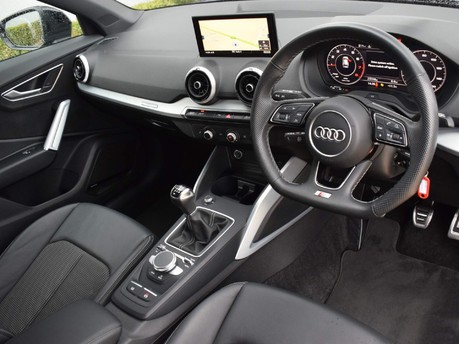 Audi Q2 TFSI BLACK EDITION 22