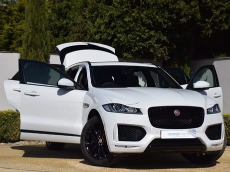Jaguar F-Pace CHEQUERED FLAG AWD 8