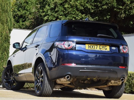 Land Rover Discovery Sport TD4 HSE BLACK 7