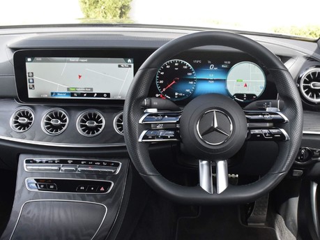 Mercedes-Benz E Class E 220 D AMG LINE PREMIUM 18