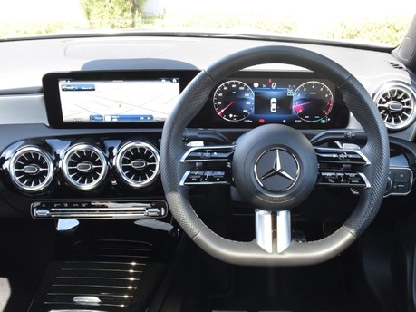 Mercedes-Benz CLA Class CLA 200 AMG LINE PREMIUM PLUS 17