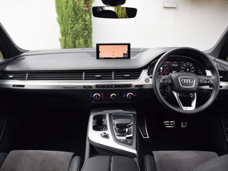 Audi Q7 TDI QUATTRO S LINE MHEV 23