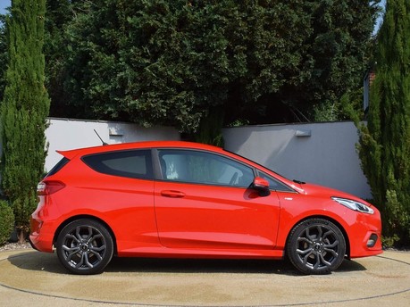 Ford Fiesta ST-LINE 3