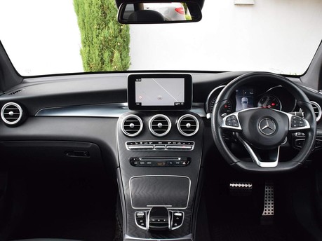 Mercedes-Benz GLC GLC 350 D 4MATIC AMG LINE PREMIUM PLUS 21