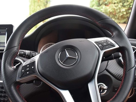 Mercedes-Benz A Class A200 BLUEEFFICIENCY AMG SPORT 26