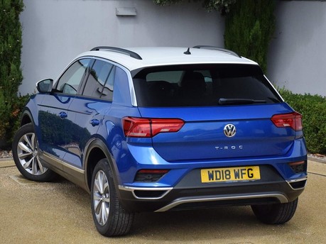 Volkswagen T-Roc DESIGN TSI 9