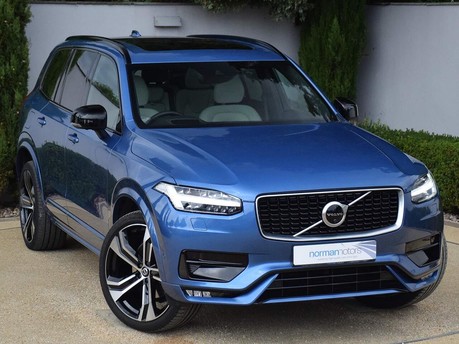 Volvo XC90 B5 R-DESIGN PRO AWD 8