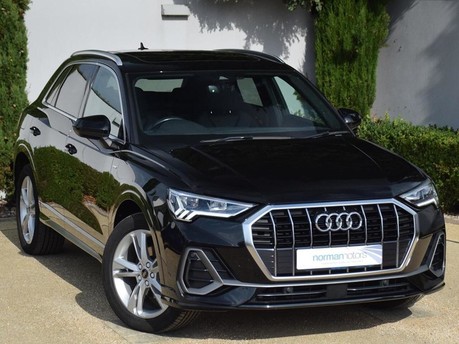 Audi Q3 TFSI S LINE MHEV 8