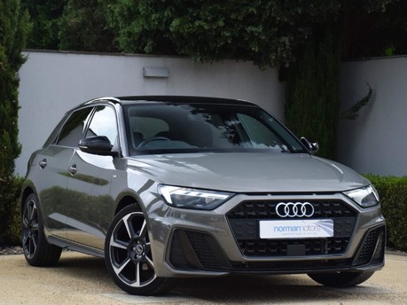 Audi A1 SPORTBACK TFSI S LINE BLACK EDITION 2