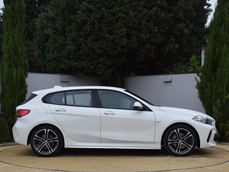 BMW 1 Series 118I M SPORT 3