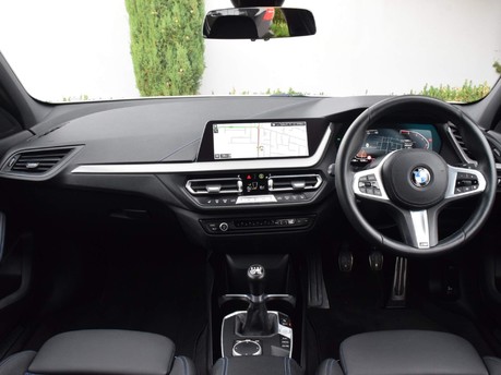 BMW 1 Series 118I M SPORT 22