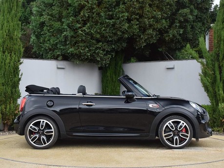 Mini Convertible JOHN COOPER WORKS 5