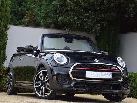 Mini Convertible JOHN COOPER WORKS 6