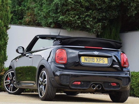 Mini Convertible JOHN COOPER WORKS 7