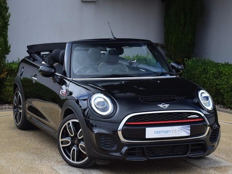 Mini Convertible JOHN COOPER WORKS 9