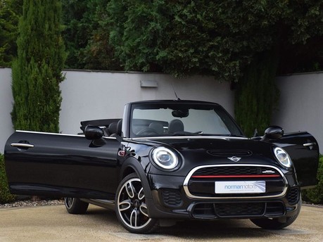 Mini Convertible JOHN COOPER WORKS 8