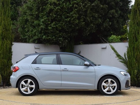 Audi A1 SPORTBACK TFSI SPORT 5