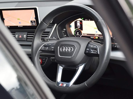 Audi Q5 TFSI E S LINE QUATTRO 14