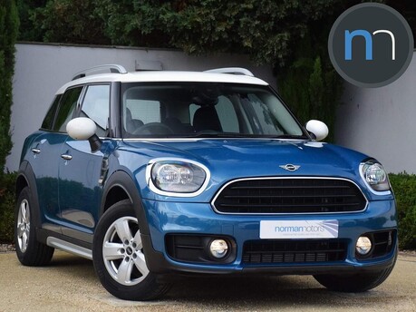 Mini Countryman COOPER CLASSIC 1