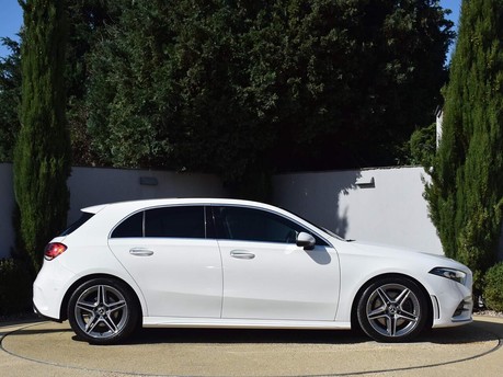 Mercedes-Benz A Class A 220 AMG LINE PREMIUM PLUS 3