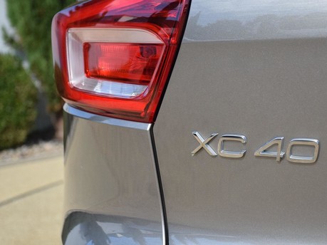 Volvo XC40 T4 INSCRIPTION PRO 29