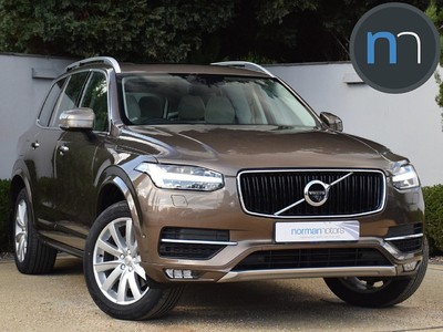 Volvo XC90 D5 MOMENTUM AWD