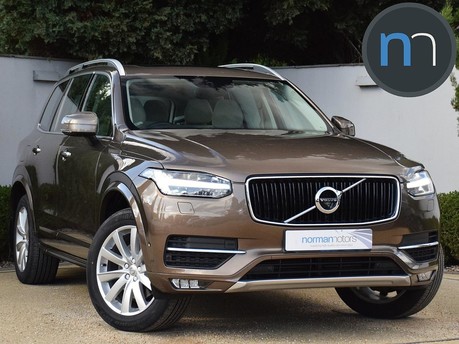 Volvo XC90 D5 MOMENTUM AWD 1