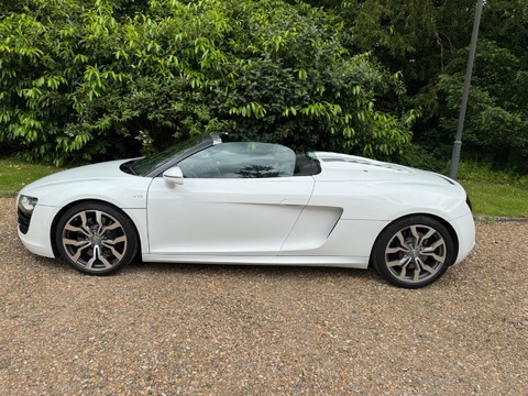 Audi R8 SPYDER V10 QUATTRO 6